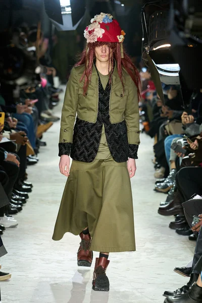 Look 7